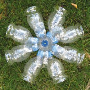 blüte | 2007 | Montage aus Gebrauchsmaterialien